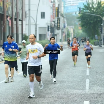 Runner Photo 8632657