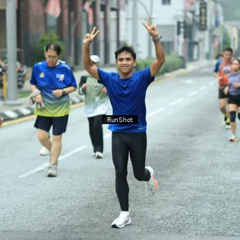 Runner Photo 8632659