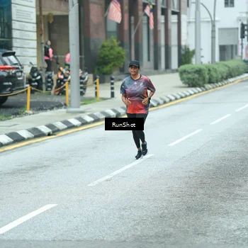 Runner Photo 8632660