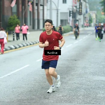 Runner Photo 8632672