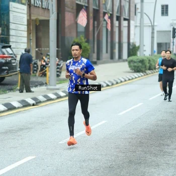 Runner Photo 8632673
