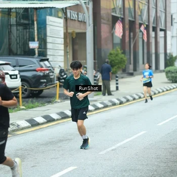 Runner Photo 8632675
