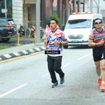 Runner Photo 8632696