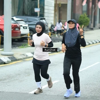Runner Photo 8632703