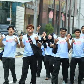 Runner Photo 8632715