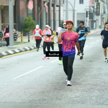 Runner Photo 8632748