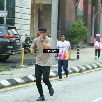 Runner Photo 8632752