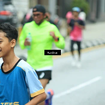 Runner Photo 8632765