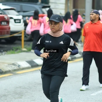 Runner Photo 8632776