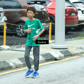 Runner Photo 8632800