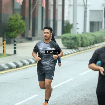 Runner Photo 8632822