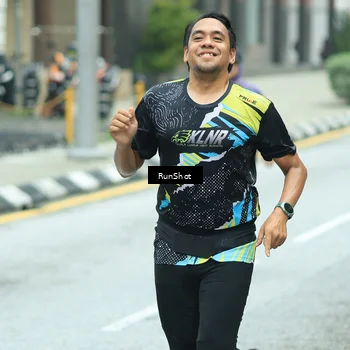 Runner Photo 8632841