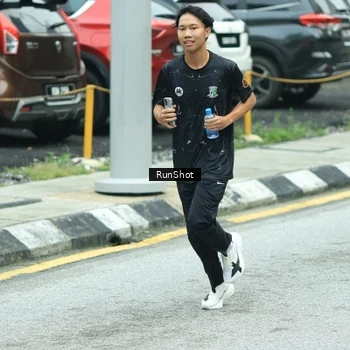 Runner Photo 8632854