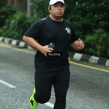 Runner Photo 8632865