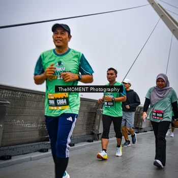 Runner Photo 8632907