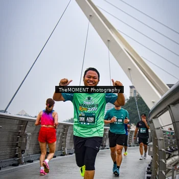 Runner Photo 8632918
