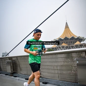 Runner Photo 8633044