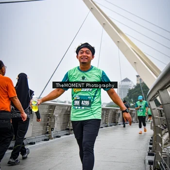 Runner Photo 8633064
