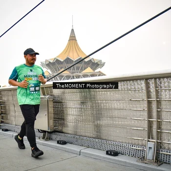 Runner Photo 8633172
