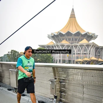 Runner Photo 8633316