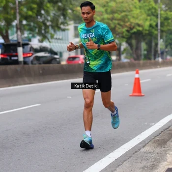 Runner Photo 8636207