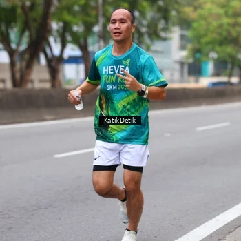 Runner Photo 8636210