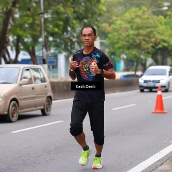 Runner Photo 8636213