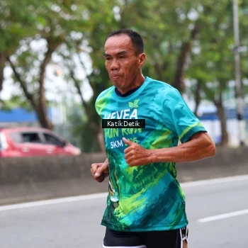Runner Photo 8636232