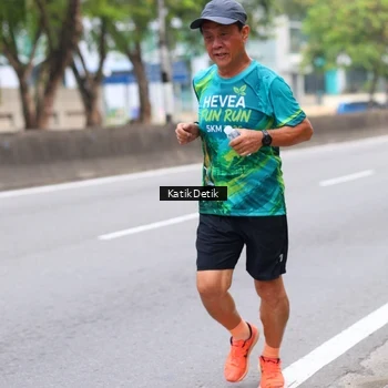 Runner Photo 8636248