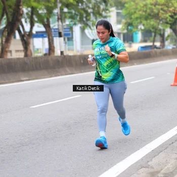 Runner Photo 8636253