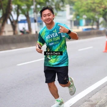 Runner Photo 8636261