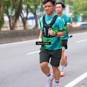 Runner Photo 8636262