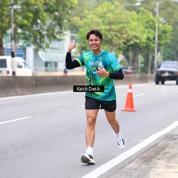 Runner Photo 8636264