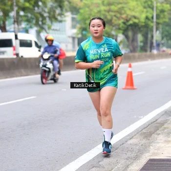 Runner Photo 8636267