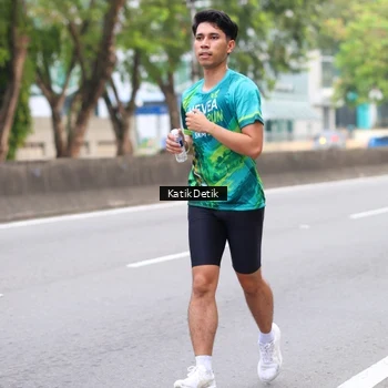 Runner Photo 8636273