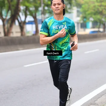 Runner Photo 8636278
