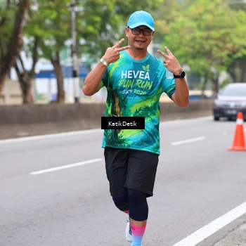 Runner Photo 8636280