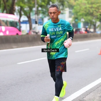 Runner Photo 8636281