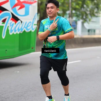 Runner Photo 8636287
