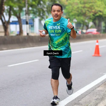 Runner Photo 8636294