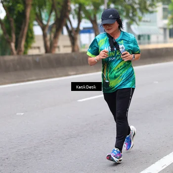 Runner Photo 8636299
