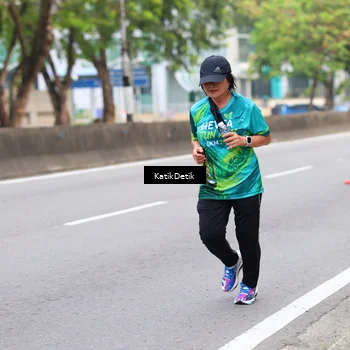 Runner Photo 8636300