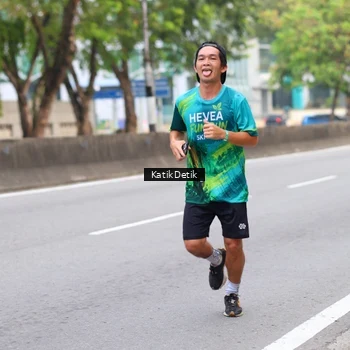 Runner Photo 8636301
