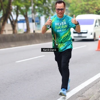 Runner Photo 8636312