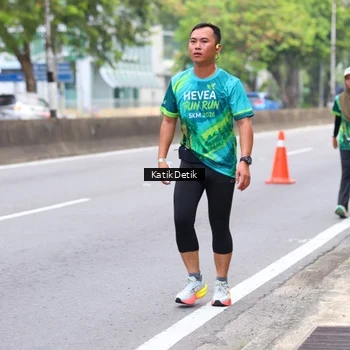 Runner Photo 8636319