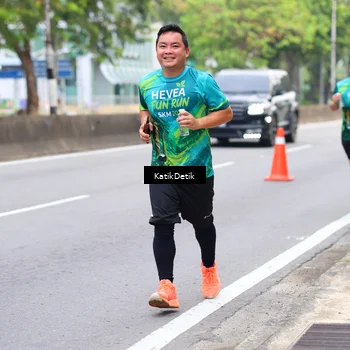 Runner Photo 8636323