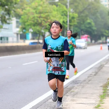 Runner Photo 8636333