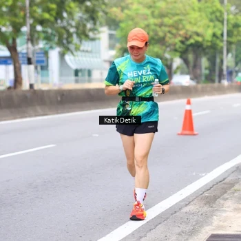 Runner Photo 8636360