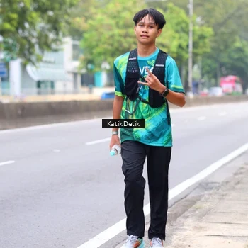 Runner Photo 8636363