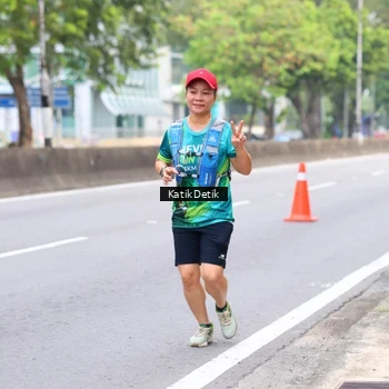 Runner Photo 8636365